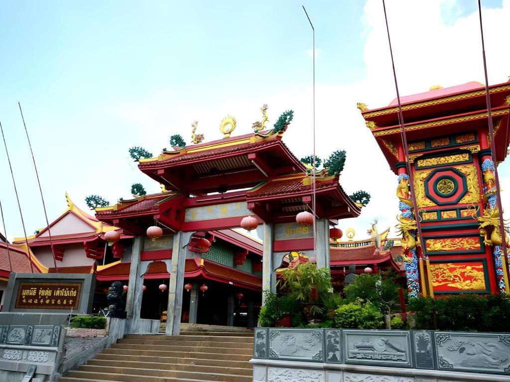 Chinotel Phuket Eksteriør bilde